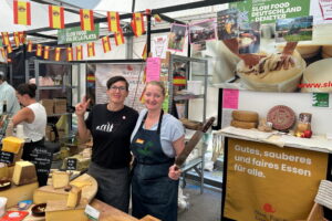 Carmen und Regina auf der Cheese25
