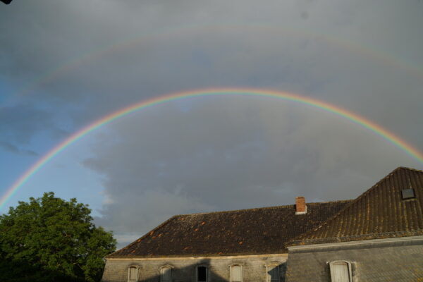 Regenbogen über Bollheimer Hof