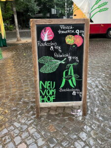 Lauras Angebotstafel